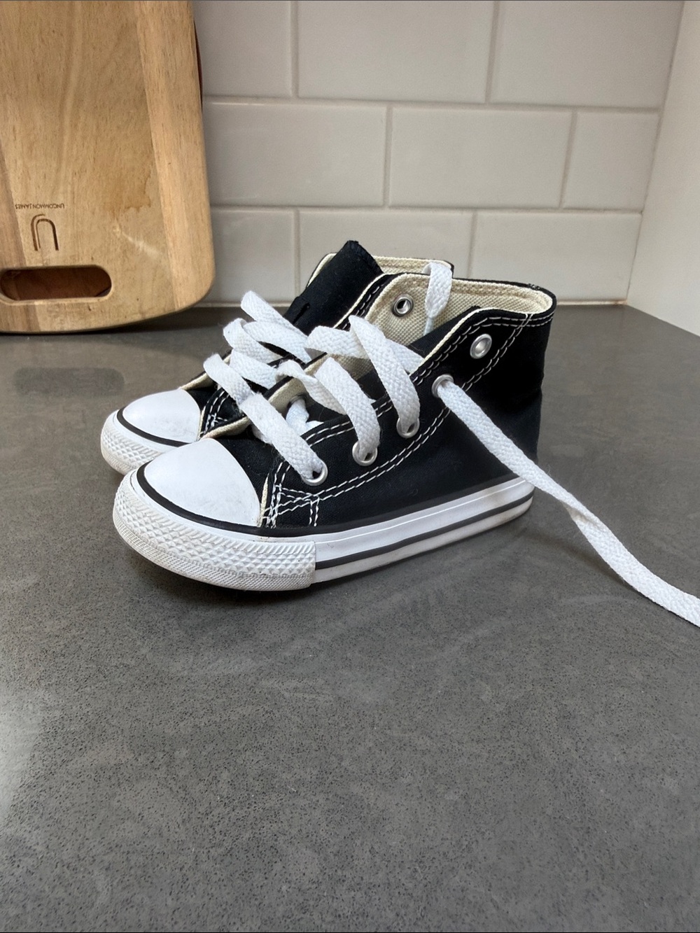Toddler High-Top Converse All Star Sneakers Size 7